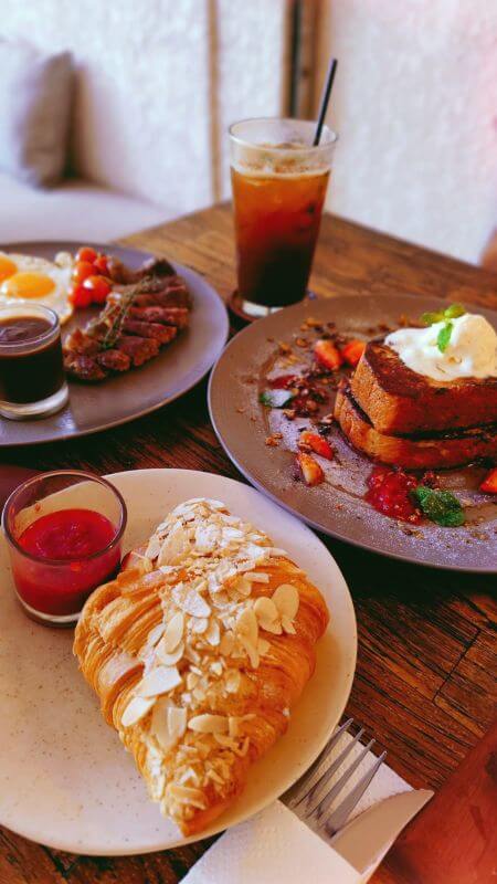 best food eatery rubys house legian 6